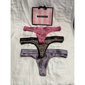 NWOT Victoria’s Secret Thick Logo Strap Thong Panties Size Small